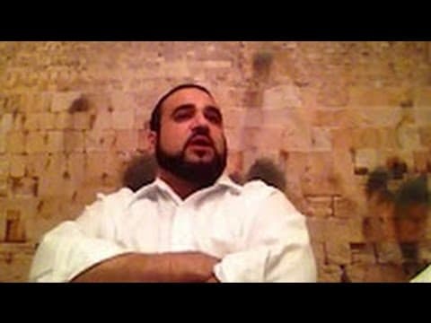 Why was Moshe Rabbienu's name not mentioned in Parshat Tetzaveh? (5 mins)