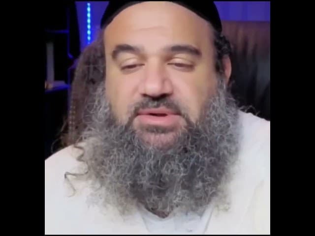 Du kannst nicht halb religiös sein.