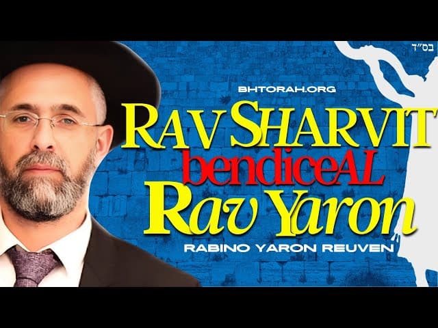 Rabí Shlomo Sharvit bendice en el Muro Occidental