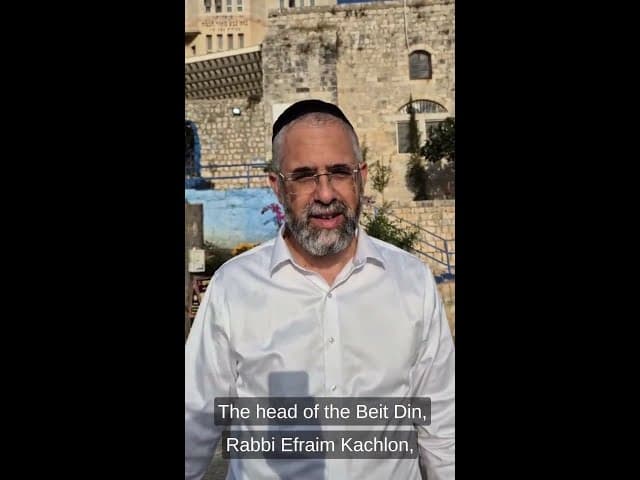 הדיין וראש הכולל, הרב שלמה שרביט שליט"א, מברך את ארגון בעזרת השם בקברי צדיקים בטבריה
